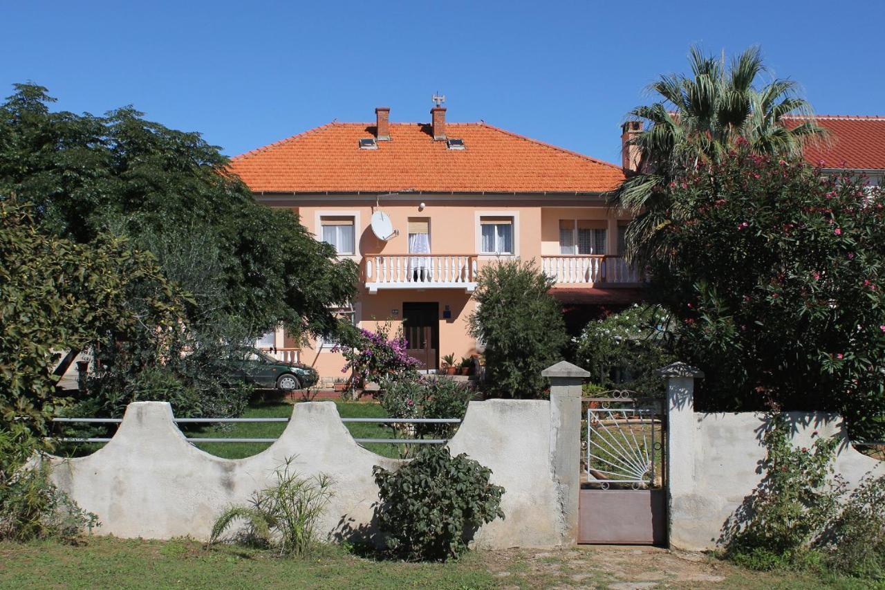Apartments For Families With Children Privlaka, Zadar - 5747 Exterior photo