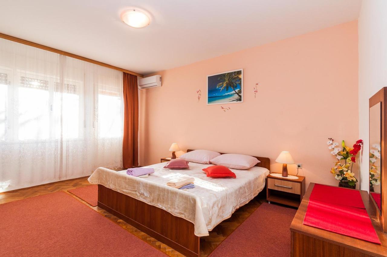Apartments For Families With Children Privlaka, Zadar - 5747 Exterior photo